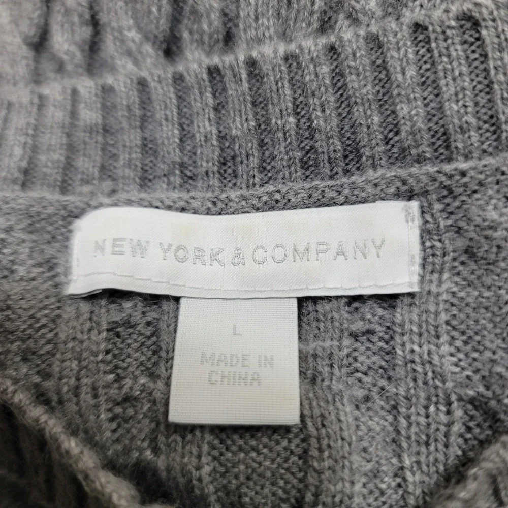 NY & Co Gray Cable Knit Button Shoulder Sweater 3/4 Sleeve Women's L Office Chic